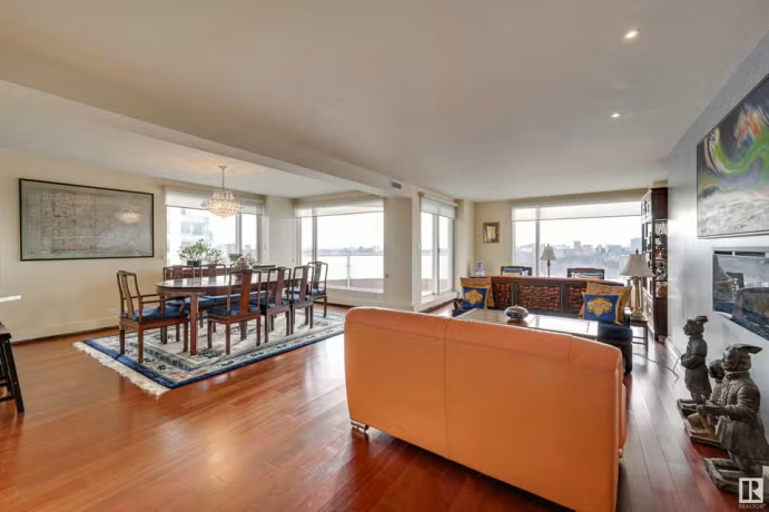 fully-renovated-three-room-apartment-big-1