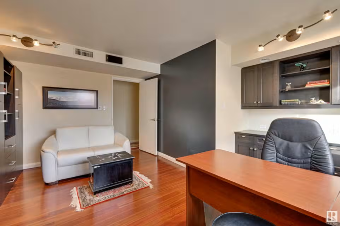 fully-renovated-three-room-apartment-big-15