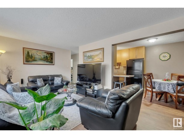 extensively-renovated-2-bedroom-condo-big-2