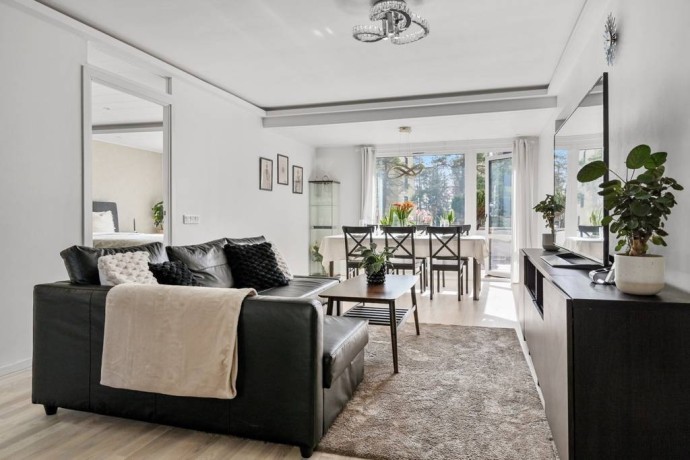 hasselbacken-11a-centralt-upplands-vasby-kommun-big-7