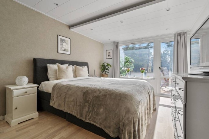 hasselbacken-11a-centralt-upplands-vasby-kommun-big-9