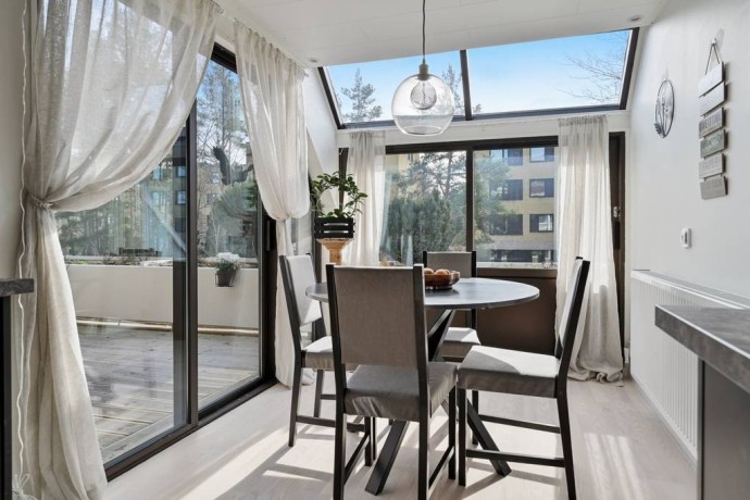 hasselbacken-11a-centralt-upplands-vasby-kommun-big-3